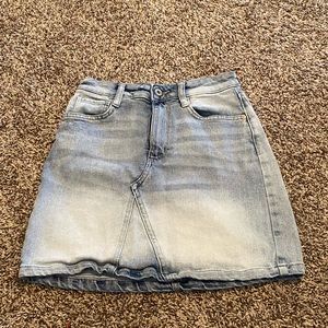Arizona Denim Skirt with Dyed Pockets